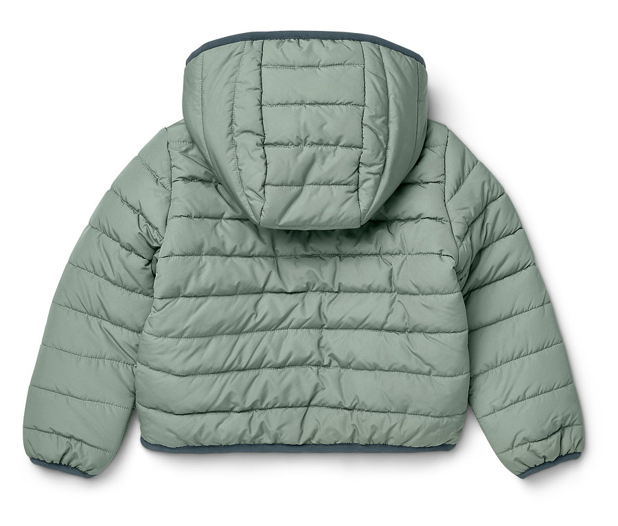 Vue arrière d'une doudoune vert clair à capuche.