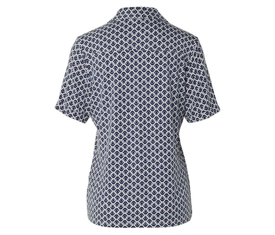 Vue arrière d'un chemisier à manches courtes avec un motif bleu et blanc.