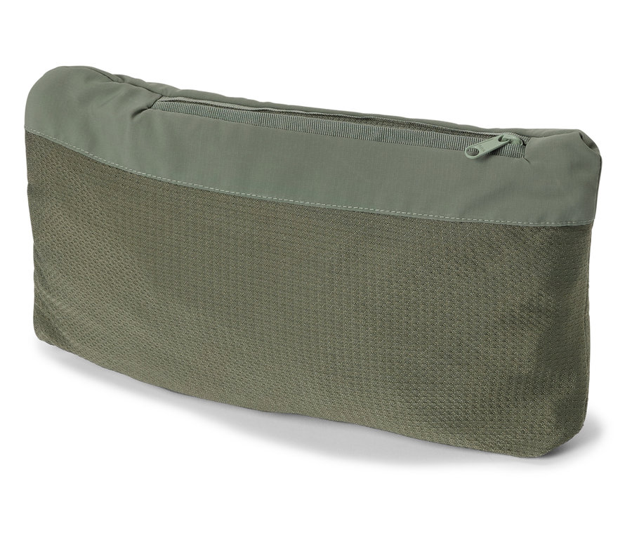 Sac d'emballage vert avec fermeture éclair sur le dessus.