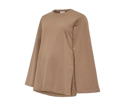 Sweat-shirt MAMALICIOUS « MLSINE LS » marron clair avec un col rond, de larges manches longues évasées et des fentes latérales à l'ourlet.
