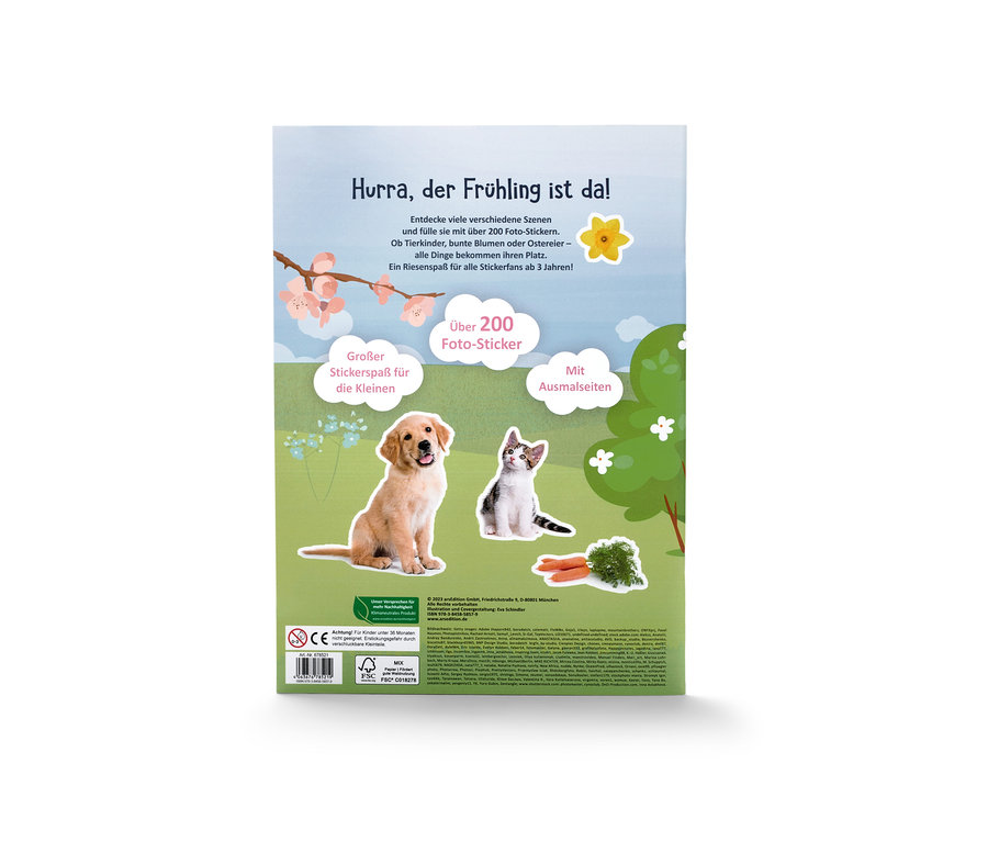 Couverture d'un livre avec des images d'un chiot, d'un chaton et de carottes. Livre « Mein Foto-Stickerbuch – Frühling » (en Allemand)