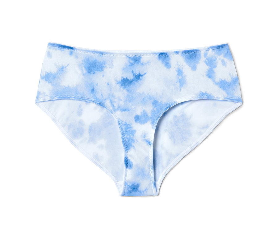 Un mini-slip à imprimé batik.