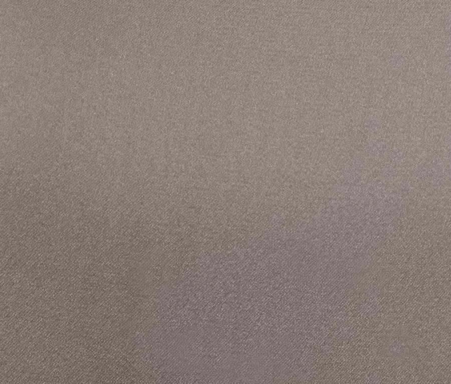 Gros plan d'une blouse bimatière.