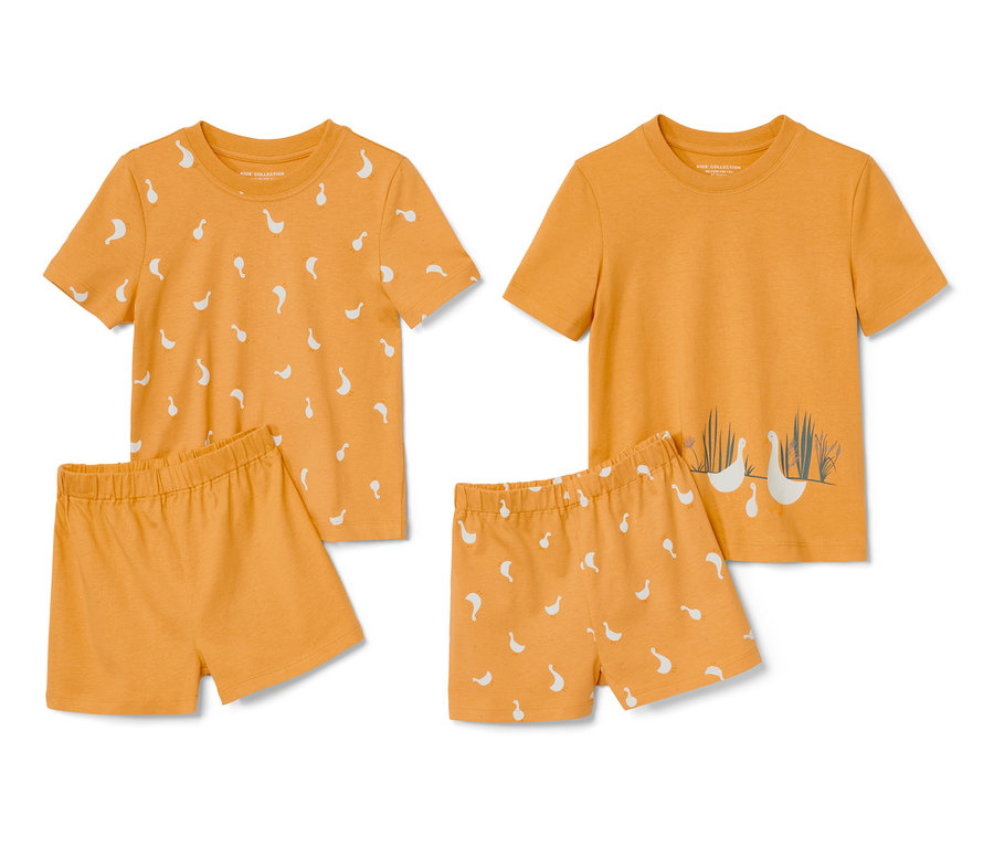 Deux pyjashorts pour tout-petits avec un motif d'oies.