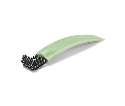 Brosse à four avec racloir.