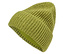 Un bonnet tricoté vert sur fond blanc.