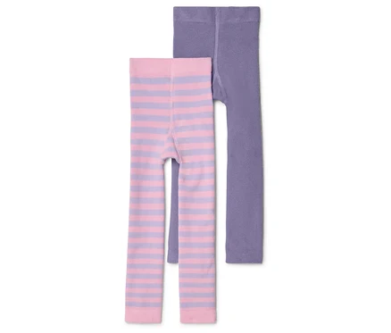 Deux leggings pour enfants sont posés sur un fond blanc, un violet et un rayé rose et violet.