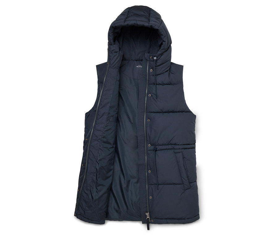 Gilet doudoune bleu marine avec capuche, partiellement ouvert, montrant le design matelassé et les poches avant.