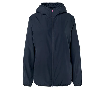 Une veste bleu marine à capuche avec une fermeture éclair rose est visible sur un fond blanc.