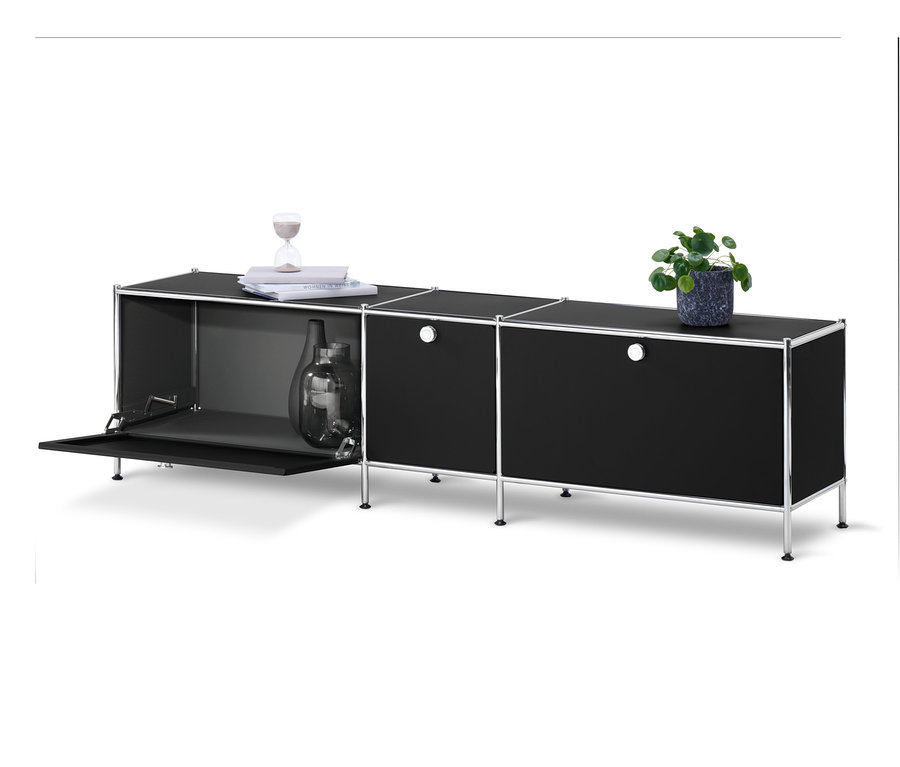Meuble bas noir « CN3 » avec 3 abattants dont un ouvert.