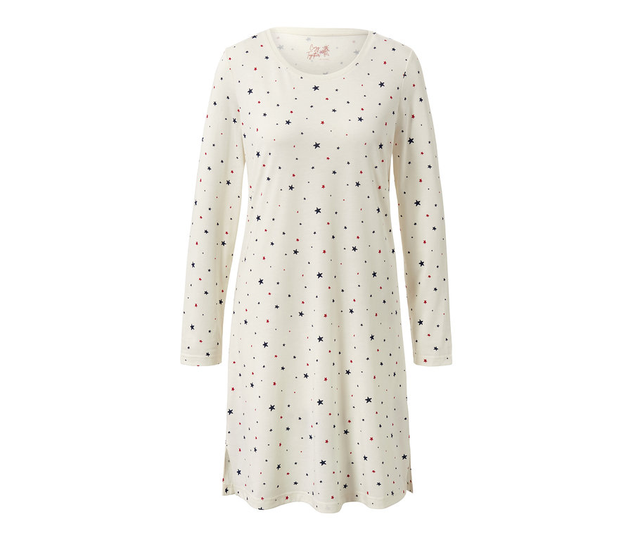 Chemise de nuit crème avec motif étoiles.