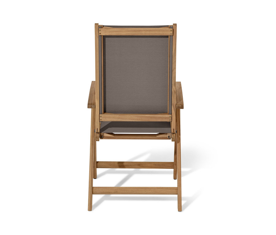 Vue arrière de la chaise à dossier haut « Lenja » réglable en bois et textile.