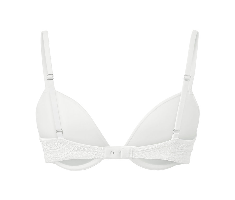 Vue détaillée d'un soutien-gorge push-up blanc avec de la dentelle sur le bord inférieur.