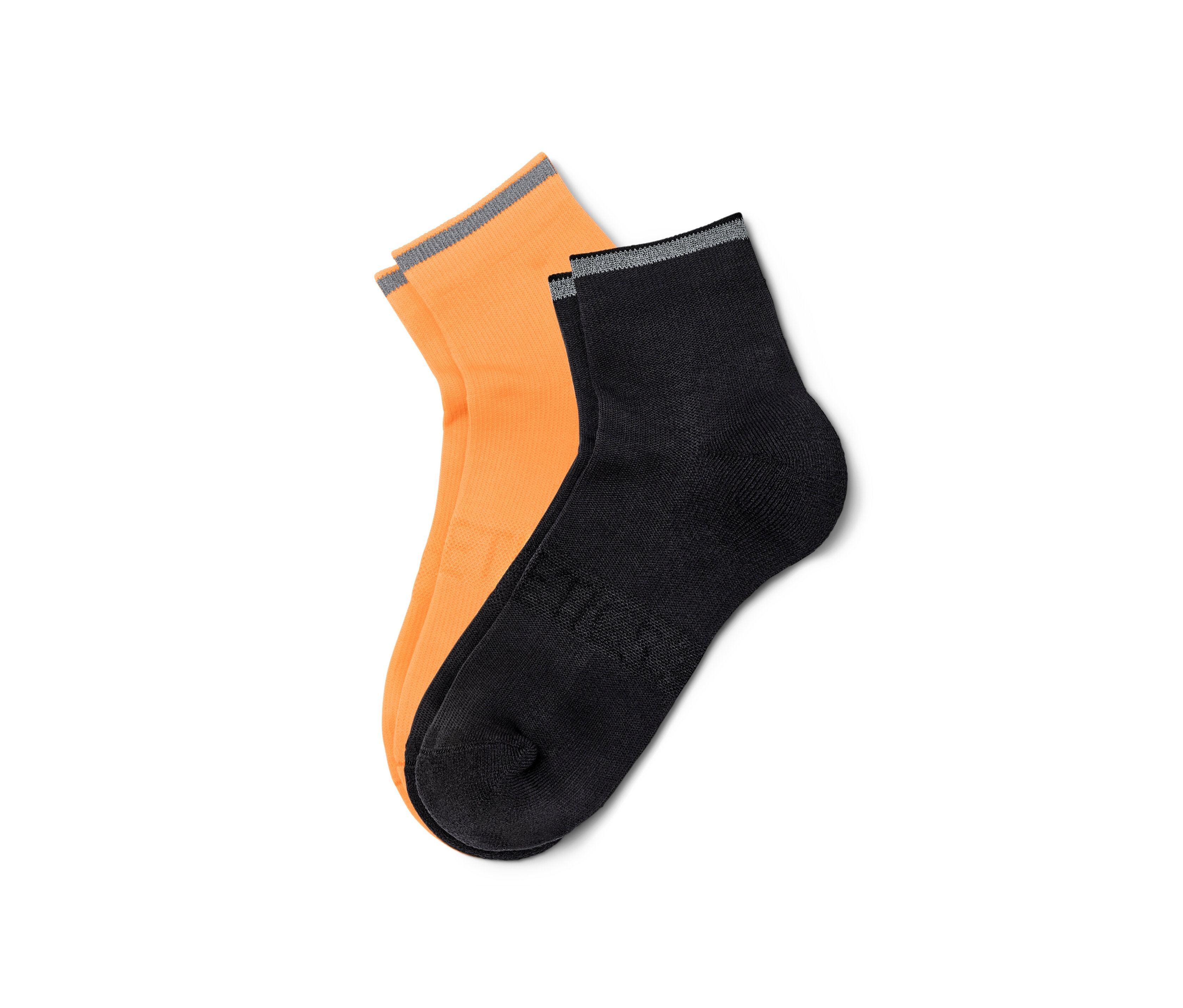 Deux paires de chaussettes de course à pied : orange fluo et noires.