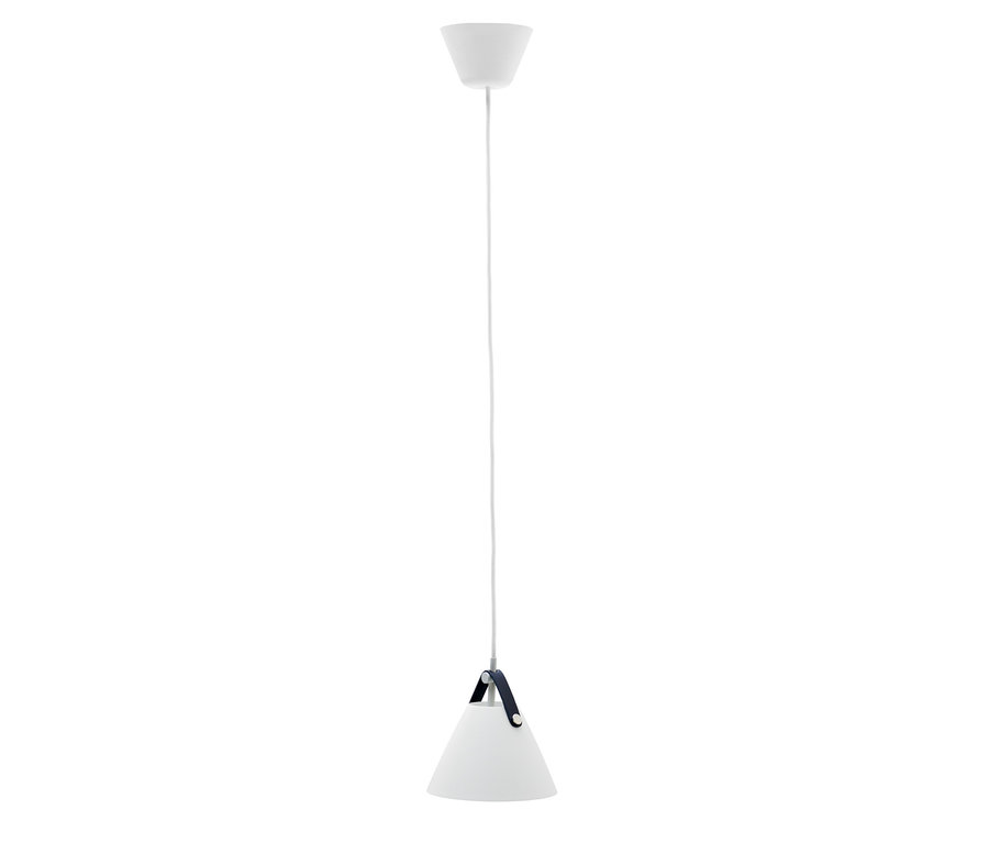 Suspension Design for the people by Nordlux « Strap 16 » blanche avec lanière en cuir noir.