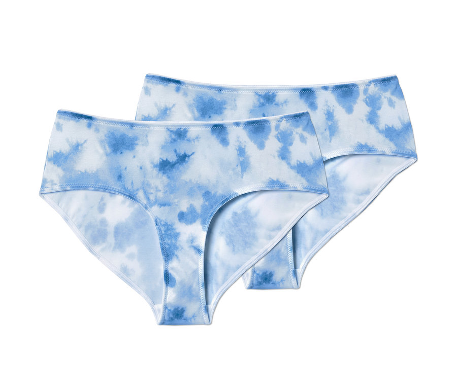 Deux mini-slips à imprimé batik sont superposés.