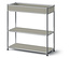 Étagère à trois niveaux avec cadre en métal et étagères grises.