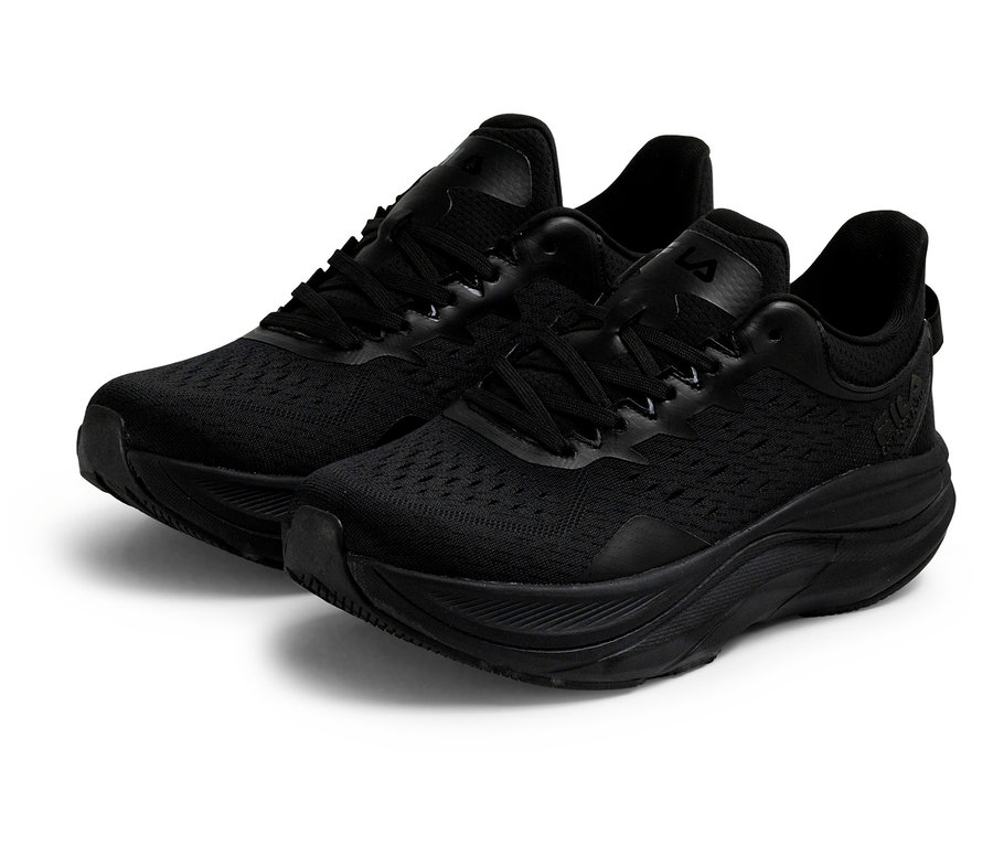Deux sneakers pour homme FILA Retron noir et blanc sont côte à côte sur fond blanc.