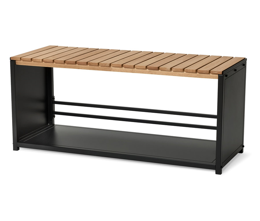 Étagère à chaussures avec assise en bois clair et cadre en métal noir avec deux étagères.
