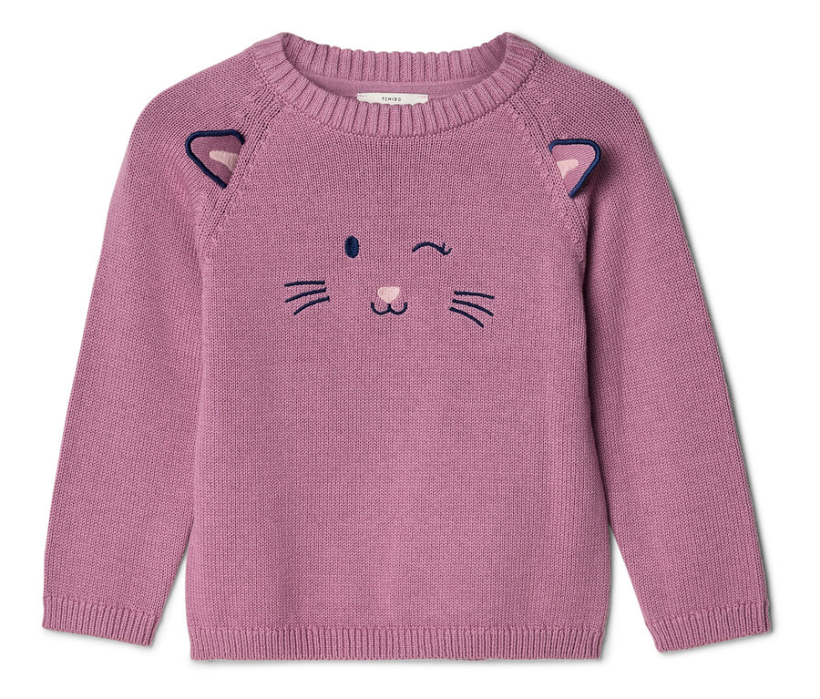 Pull en maille rose avec un motif de visage de chat sur le devant, comprenant des yeux, un nez, une bouche, des moustaches brodés et deux petites oreilles sur les épaules.