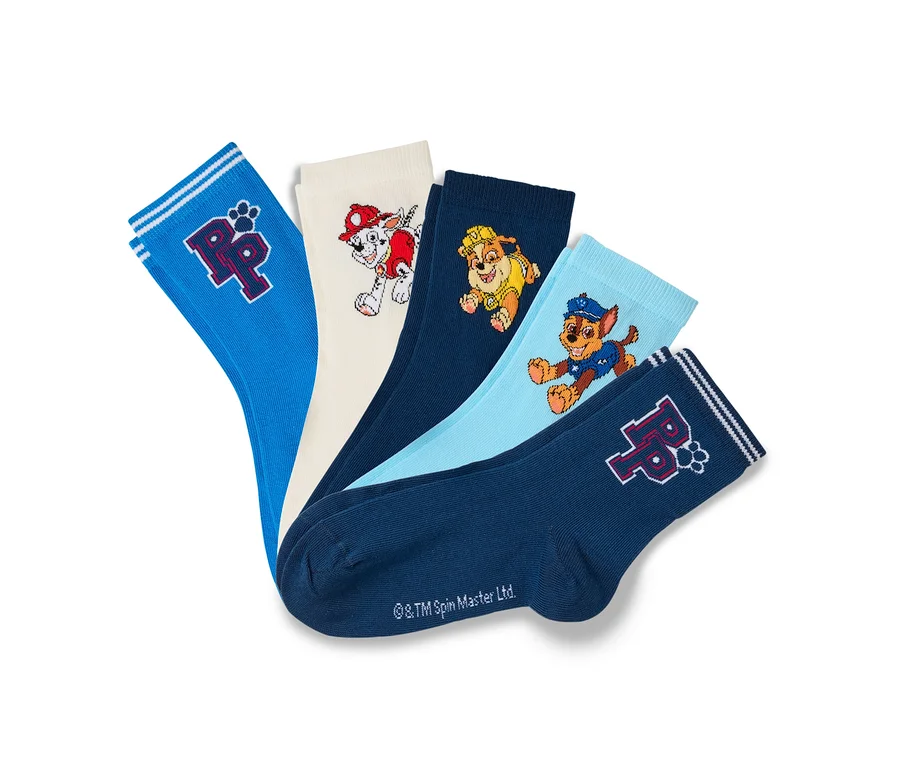 Cinq chaussettes sont superposées, chacune avec un personnage ou un logo différent de la Pat' Patrouille.