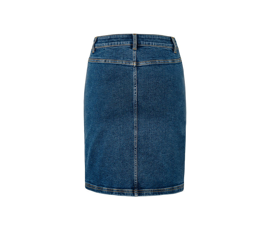 Vue détaillée de l'arrière d'une jupe en jean.