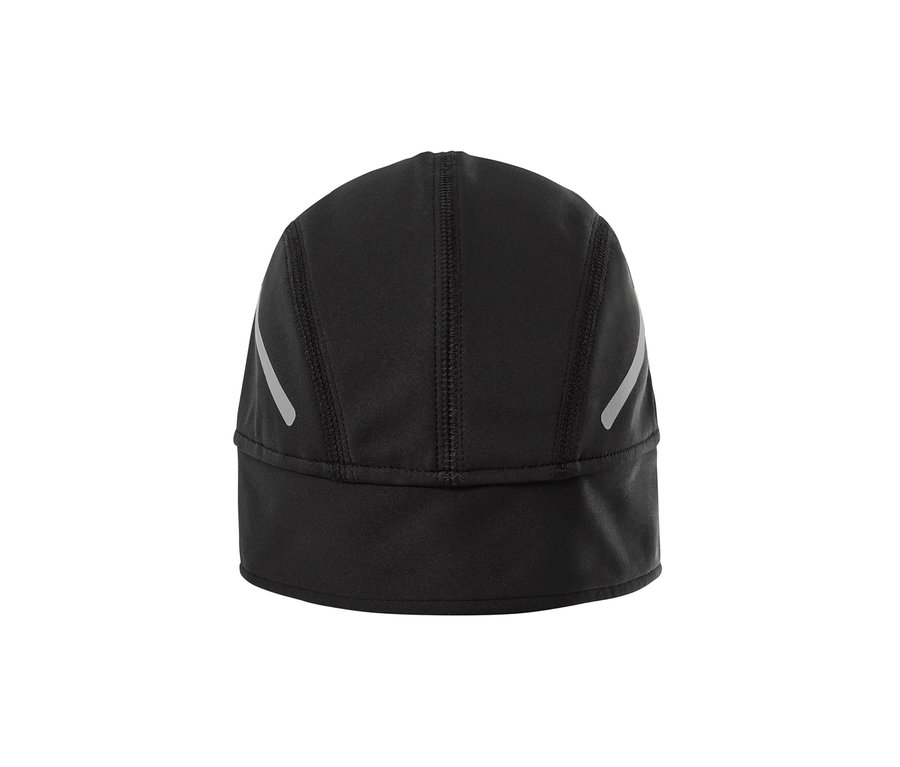 Casquette de course noire.