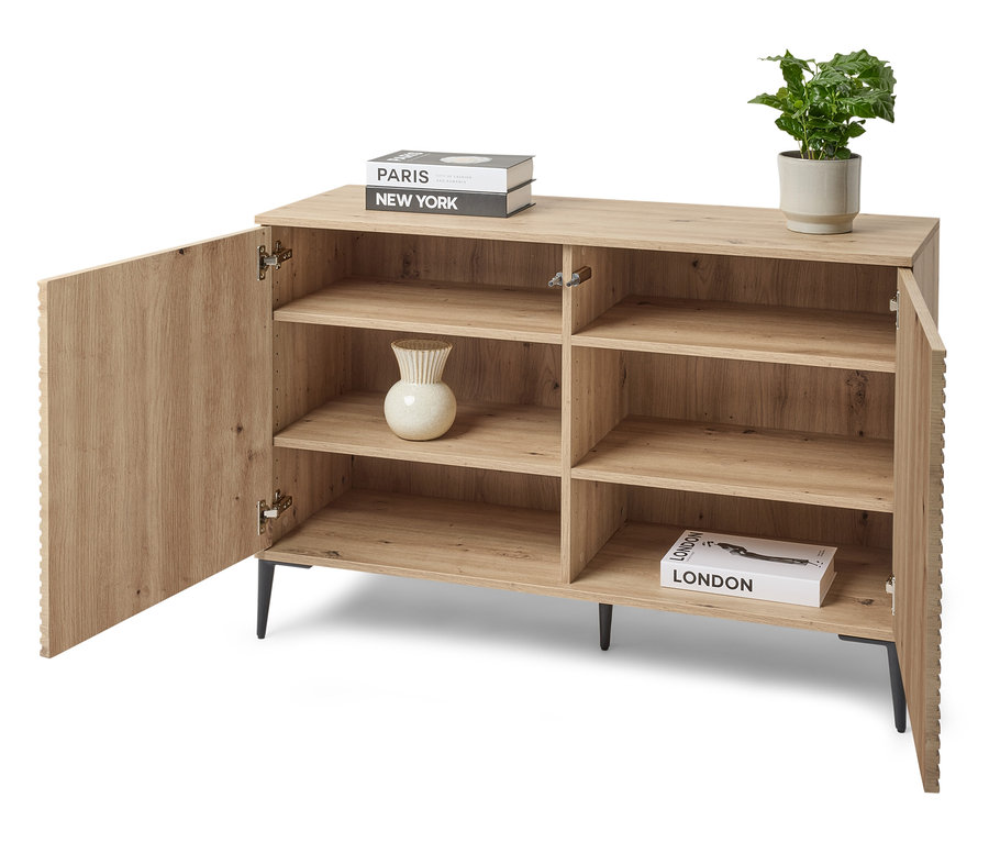 Commode avec six étagères et une porte ouverte.