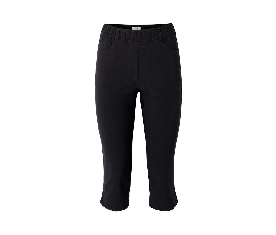 Un pantalon 3/4 en bengaline noir.
