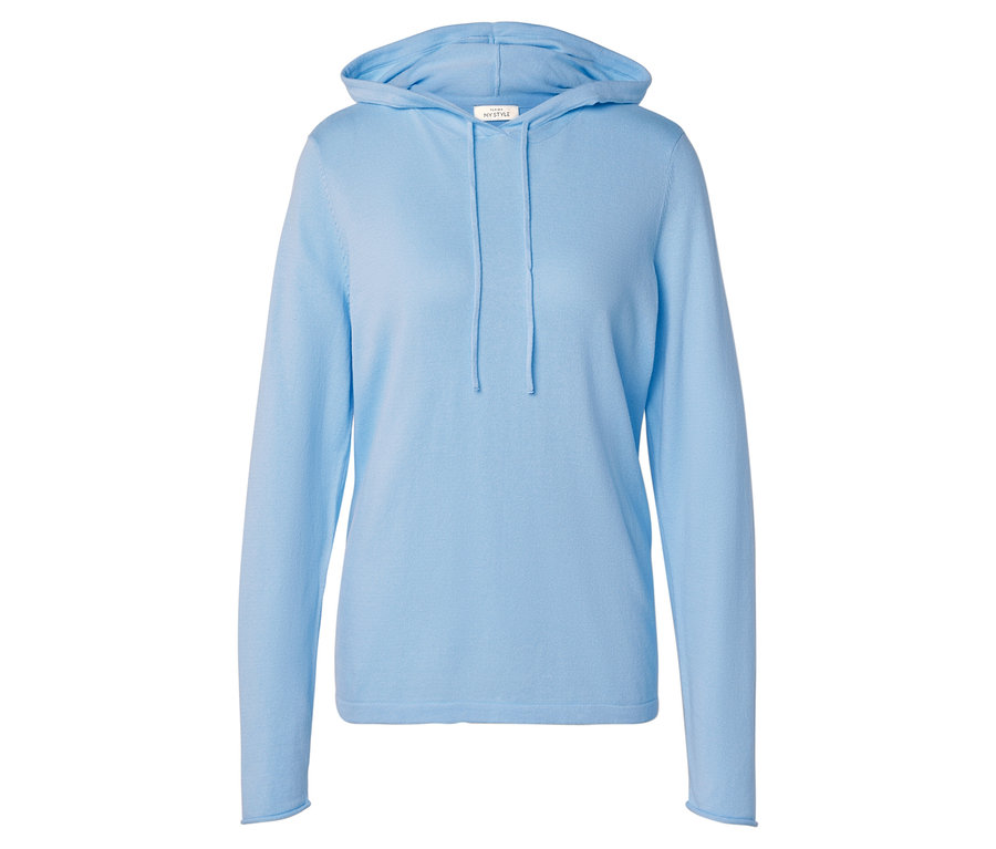 Sweat-shirt à capuche bleu clair avec cordon de serrage.
