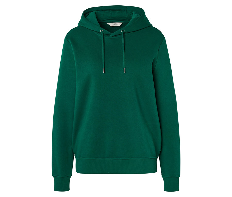 Un sweat à capuche vert avec cordon de serrage sur fond blanc.