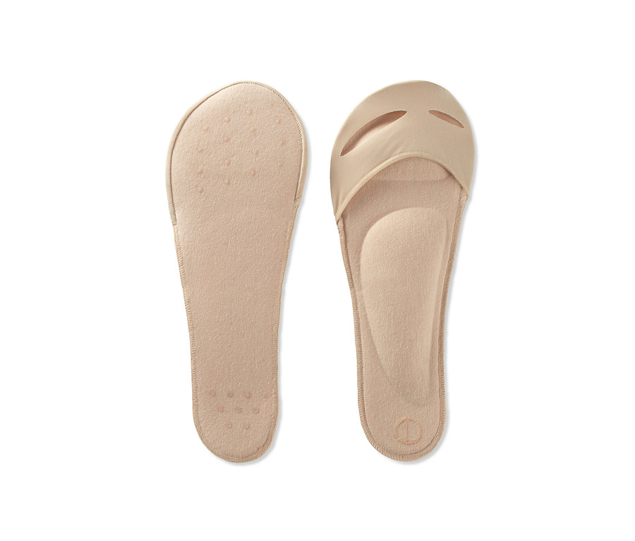 Deux paires de semelles intérieures beiges, une paire.