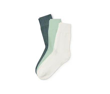 3 paires de chaussettes vertes.