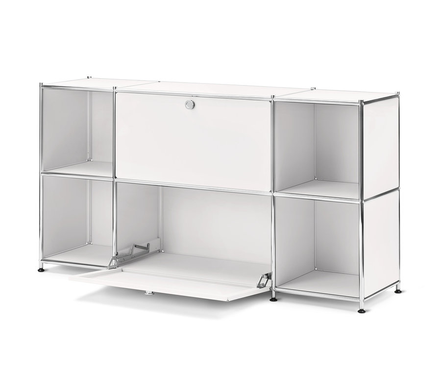 Buffet blanc « CN3 » avec 2 compartiments relevables, dont un est ouvert.