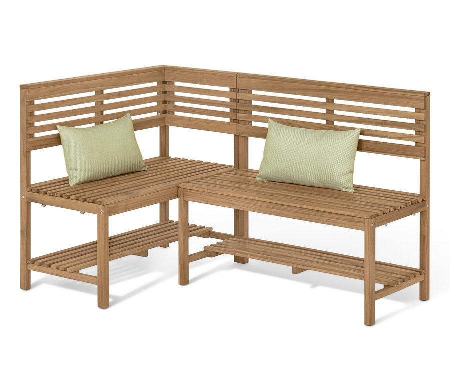 Un banc d'angle en bois marron »Lenja« avec deux coussins vert clair.