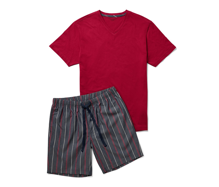 Pyjashort : t-shirt rouge et short rayé.