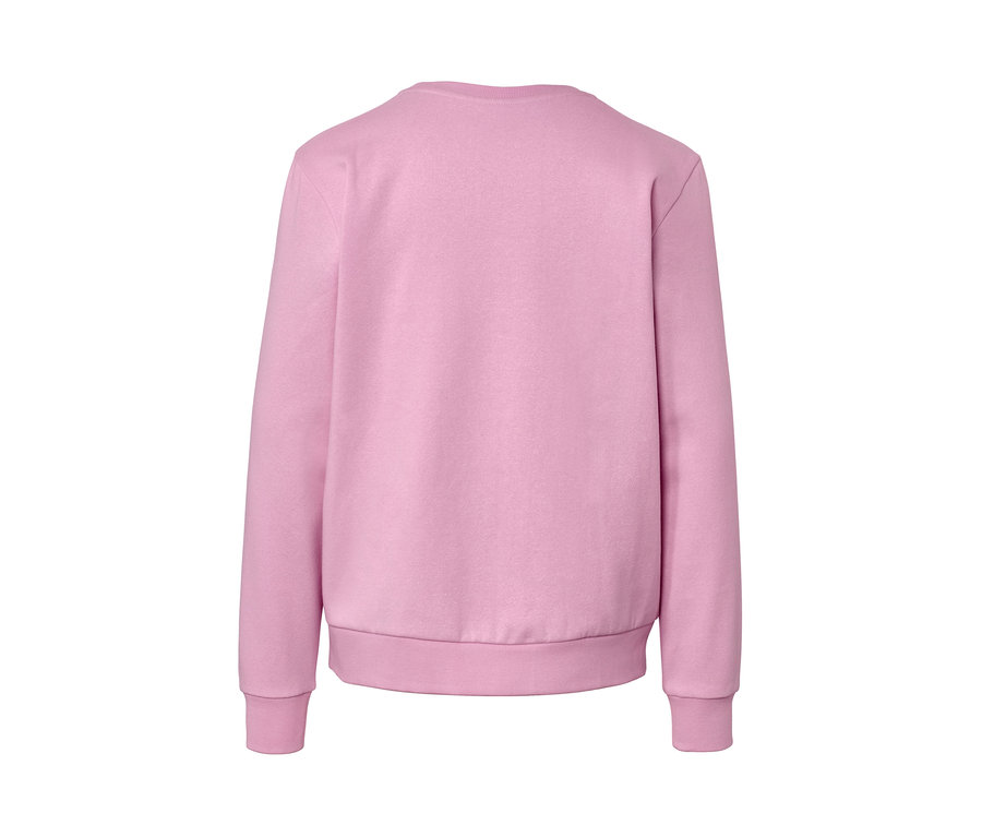 Sweatshirt rose pâle.