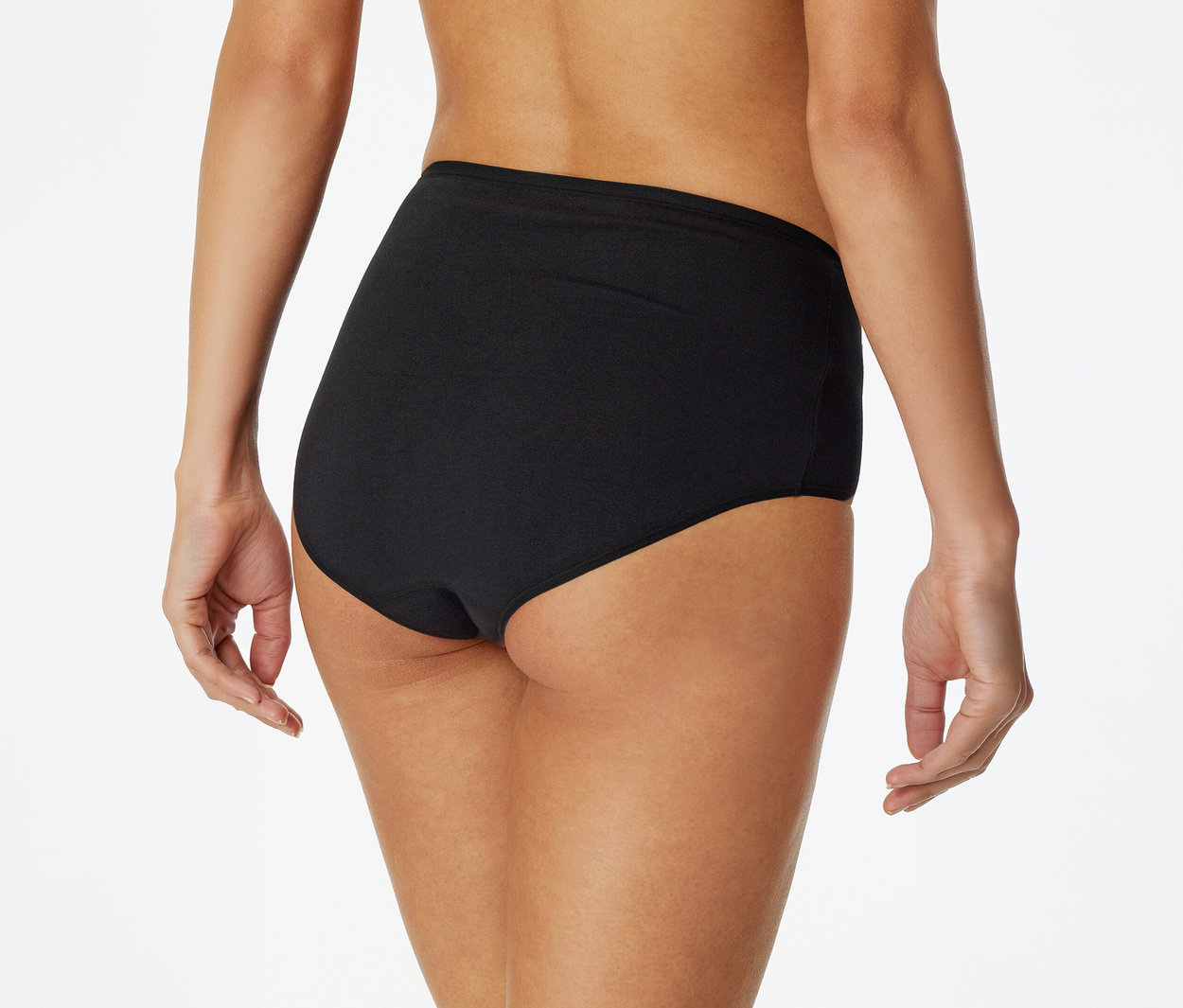 Vue de dos d'une personne portant une culotte noire taille haute.