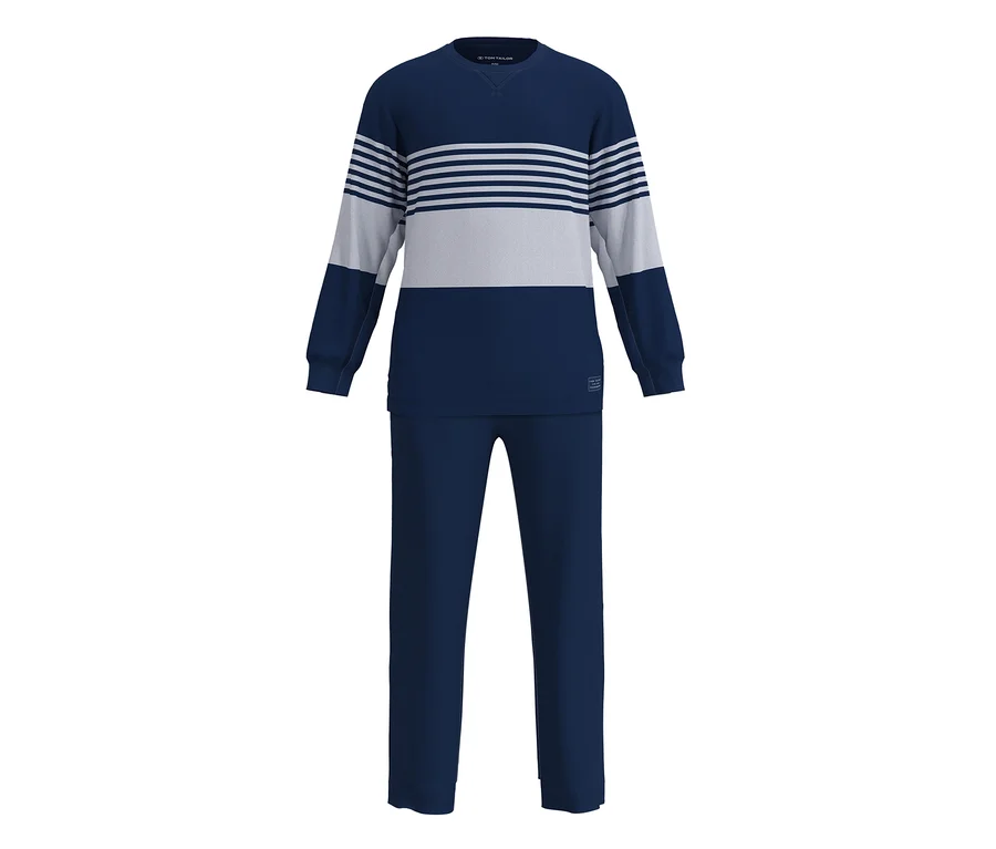 Pyjama bleu foncé composé d'un haut à manches longues et d'un pantalon long. Le haut présente une section rayée gris clair sur la poitrine.