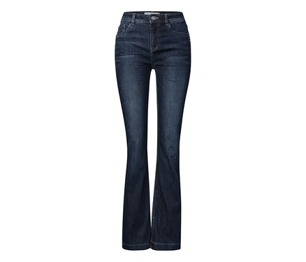 Jean Bootcut Street One bleu foncé avec fermeture boutonnée et zippée, passants de ceinture et jambes évasées.