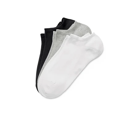 Trois paires de socquettes de sport unies en noir, gris et blanc.