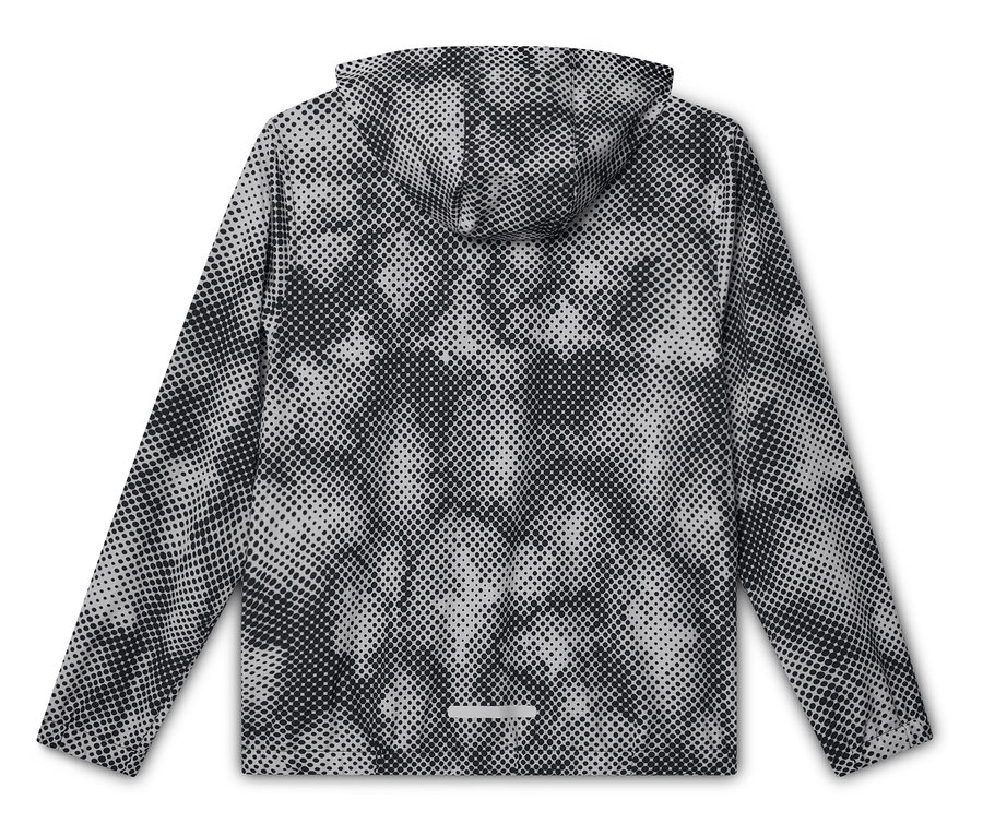 Vue arrière d'un coupe-vent à capuche gris à pois noirs.