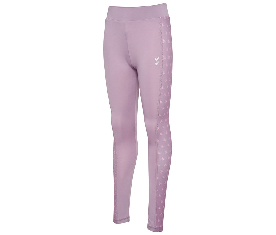 Gros plan sur le collant taille moyenne hummel® HMLJR Mix violet avec motif à chevrons sur le côté.