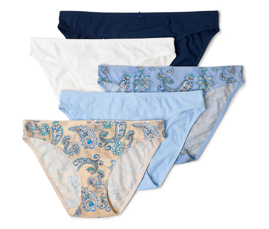 Cinq culottes en coton bleu marine, blanc, bleu clair et à motifs cachemire bleus sont disposées les unes sur les autres.