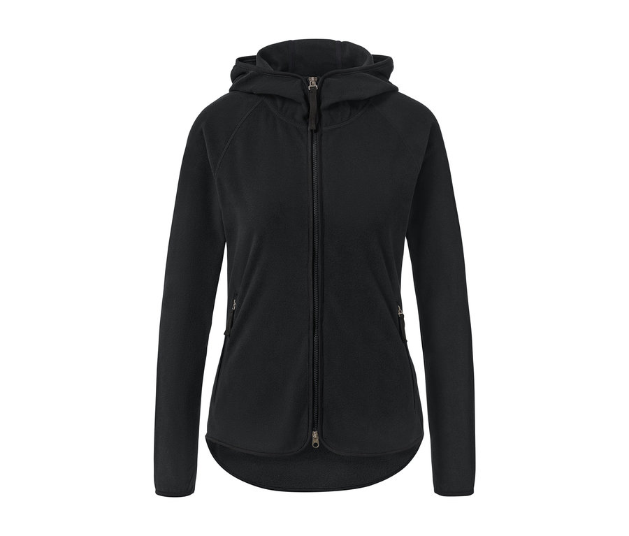 Veste en polaire noire à capuche.