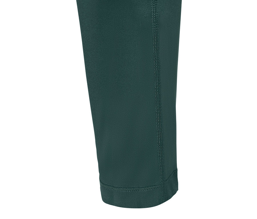 Détail d'un legging thermique de course vert foncé.