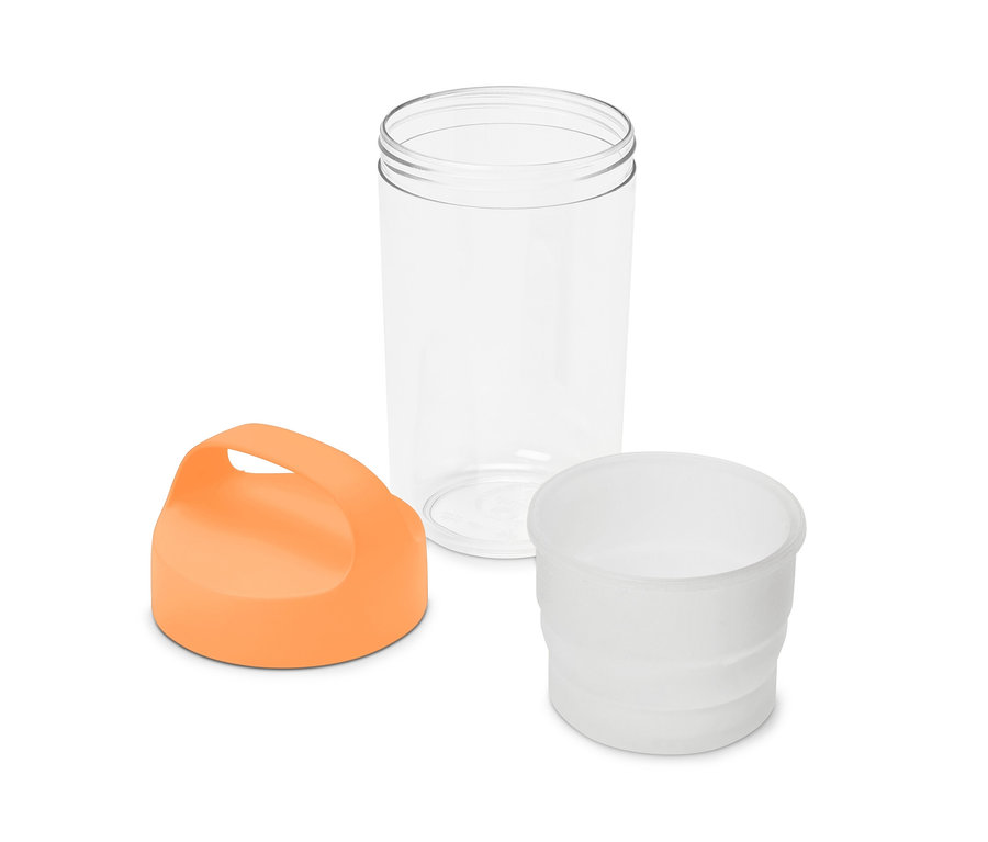 Un récipient transparent pour produits à emporter avec une poignée orange et un récipient intérieur blanc.