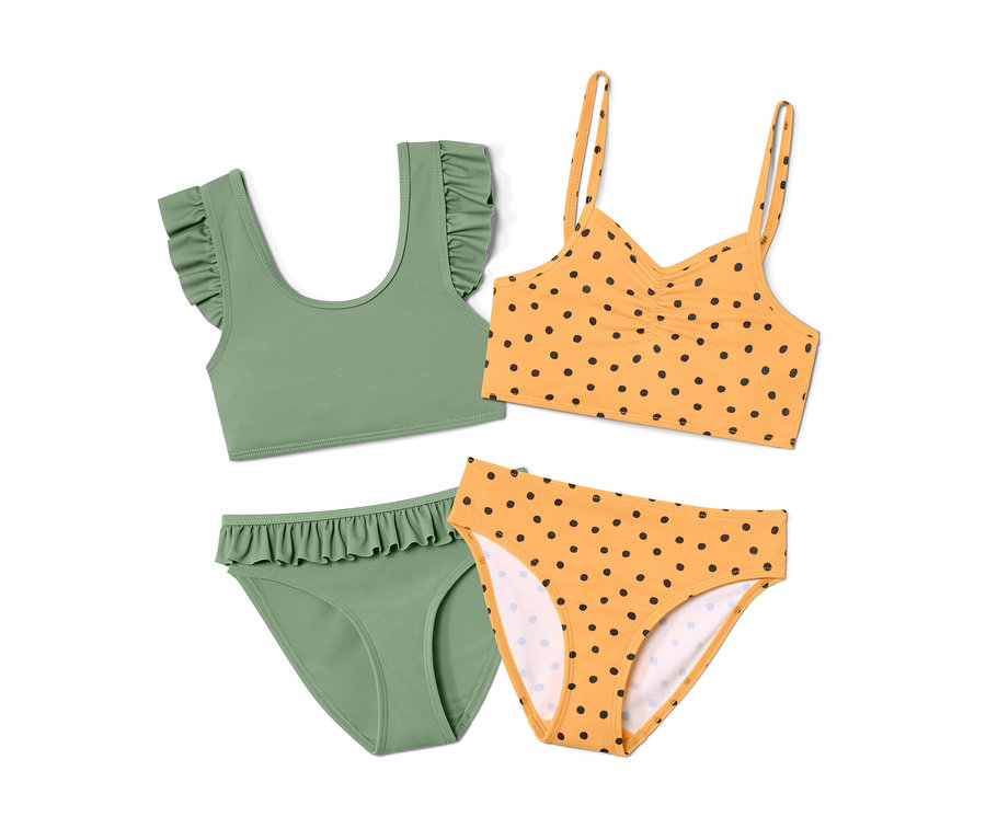 Un ensemble de bikini vert et jaune-orange pour tout-petits, 4 pièces, posé sur un fond blanc.
