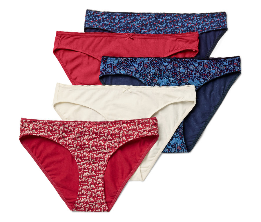 Cinq culottes pour femmes de différentes couleurs et motifs sont posées les unes sur les autres.