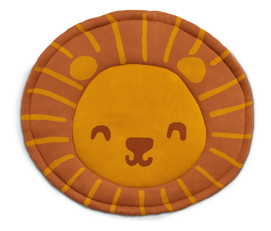 Tapis rond marron avec un visage de lion jaune au centre.